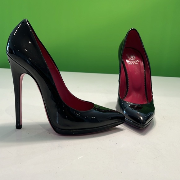 Sky high leather heels with loop for pompom or charm on front. Pink soles. - Picture 3 of 5